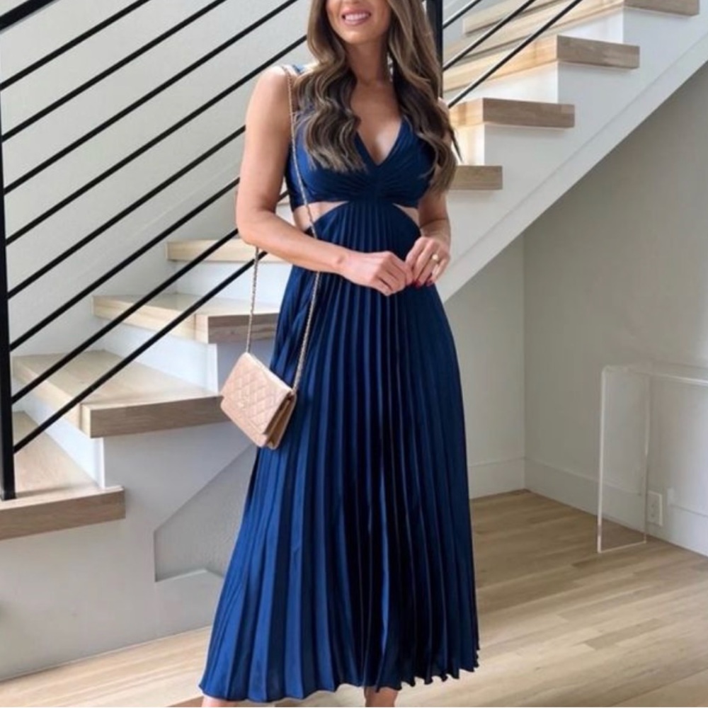 Abercrombie Elegant Navy Blue Pleated Dress